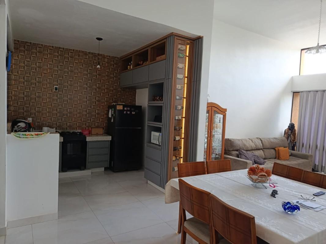 Casa, Novo Santos Dumont, 3 Quartos, 2 Vagas, 1 Suíte