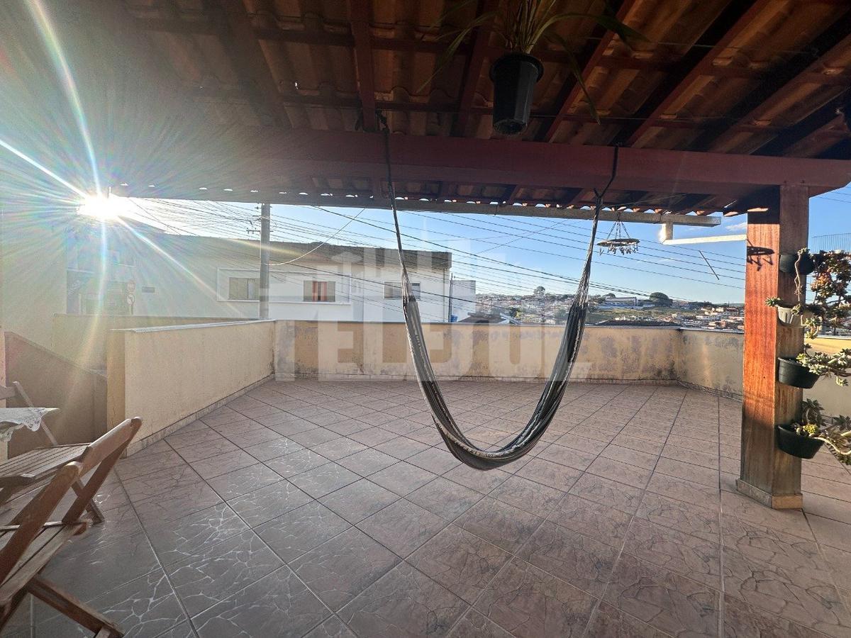 Casa, Centro, 6 Quartos, 2 Vagas