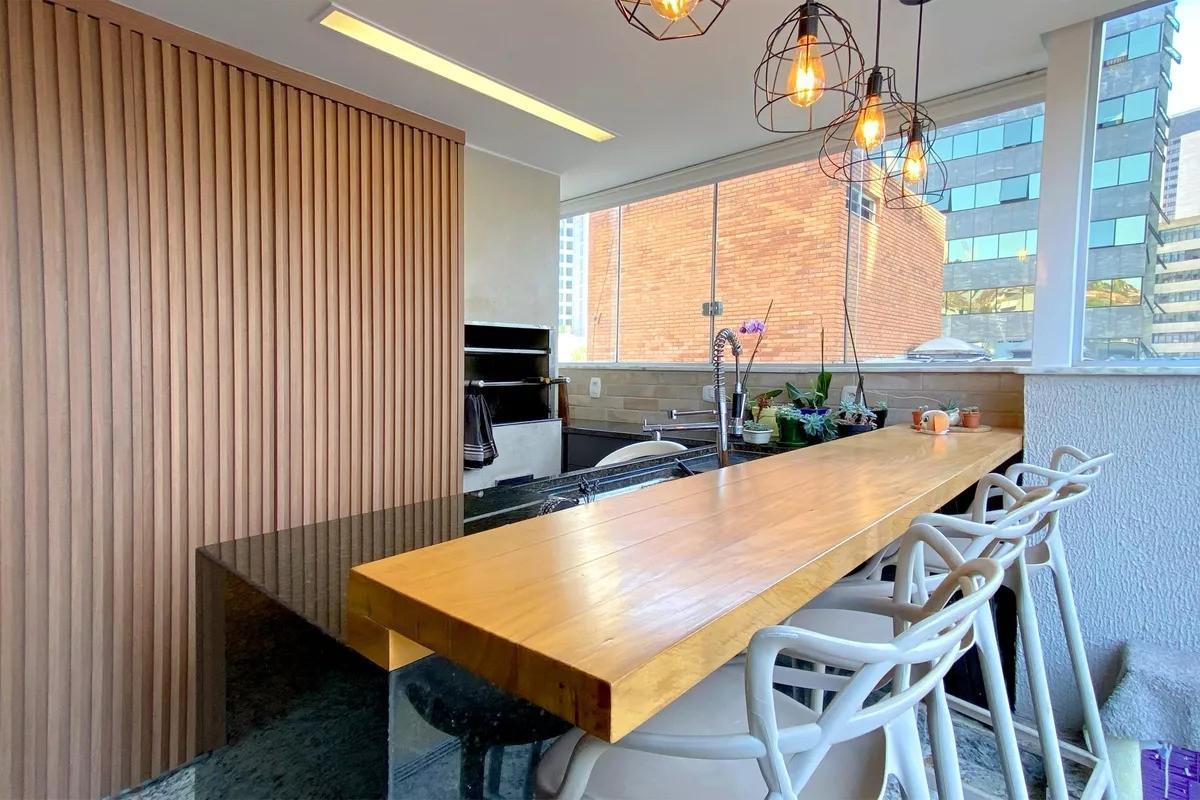 Cobertura, Serra, 3 Quartos, 2 Vagas, 1 Suíte