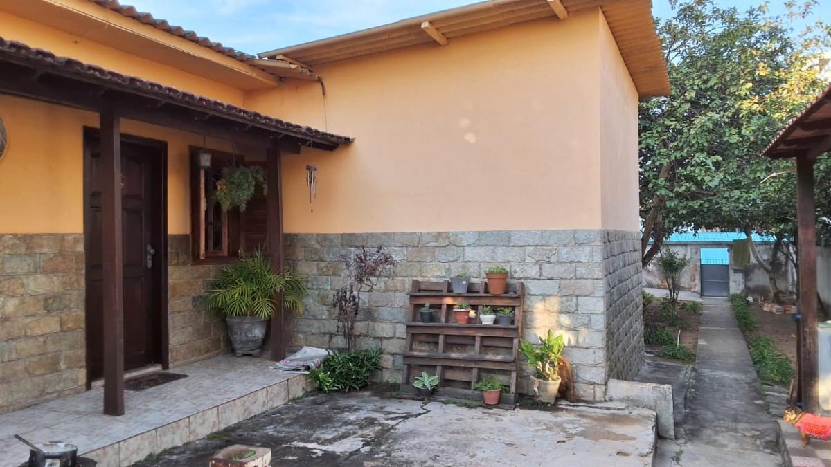 Casa, Padre Eustáquio, 2 Quartos, 10 Vagas, 1 Suíte