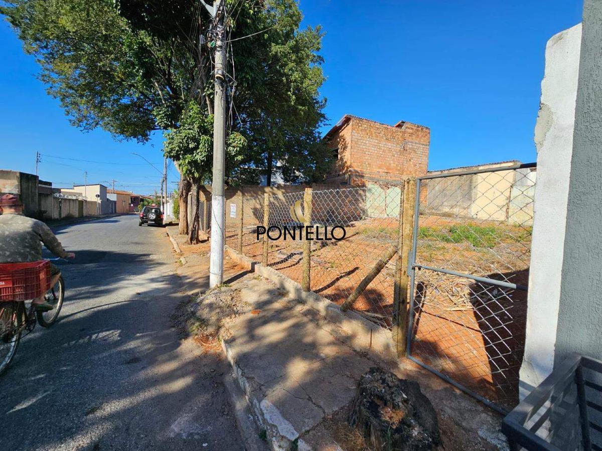 Lote, Nossa Senhora das Graças, 0 Quarto, 0 Vaga