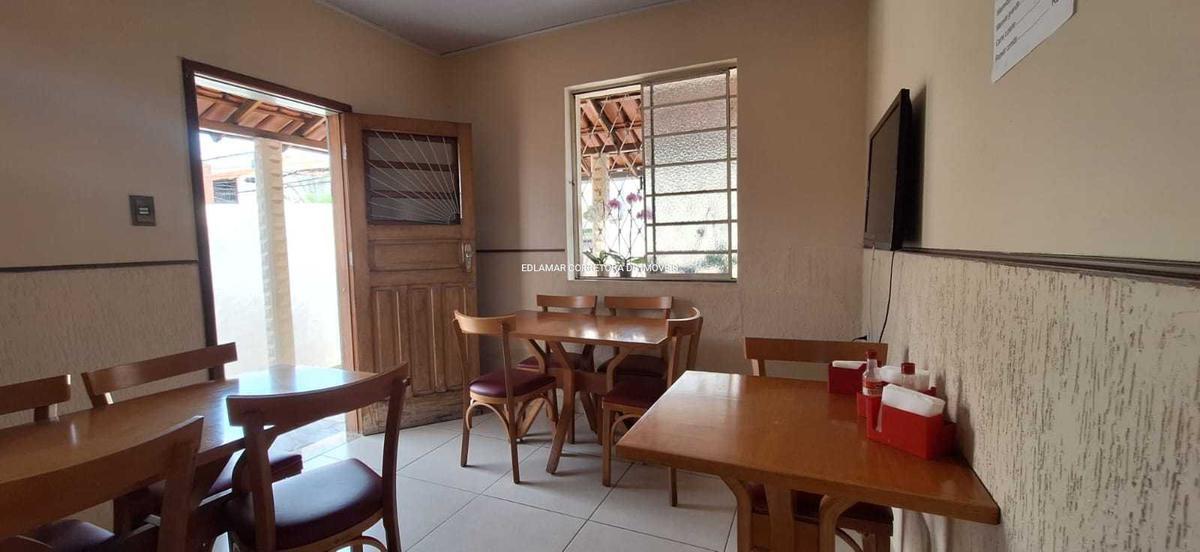 Casa, Industrial, 3 Quartos, 0 Vaga