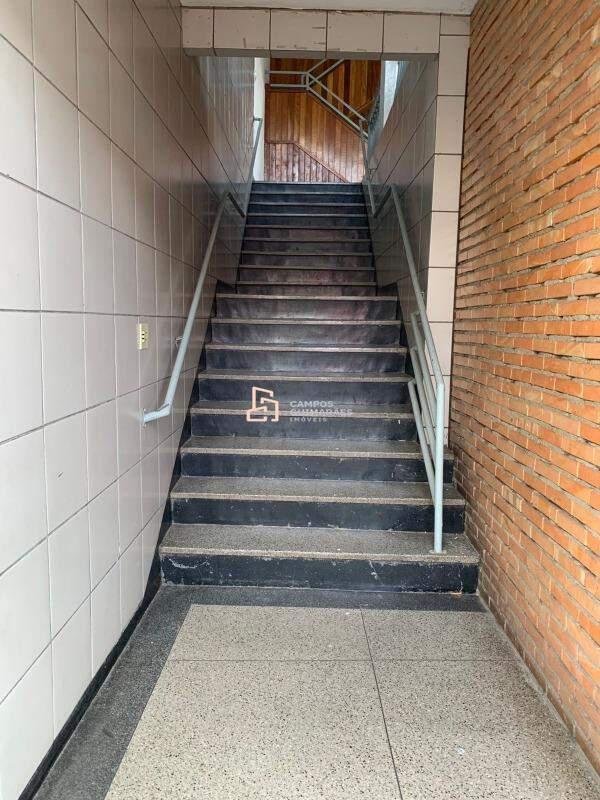 Andar, Milionários