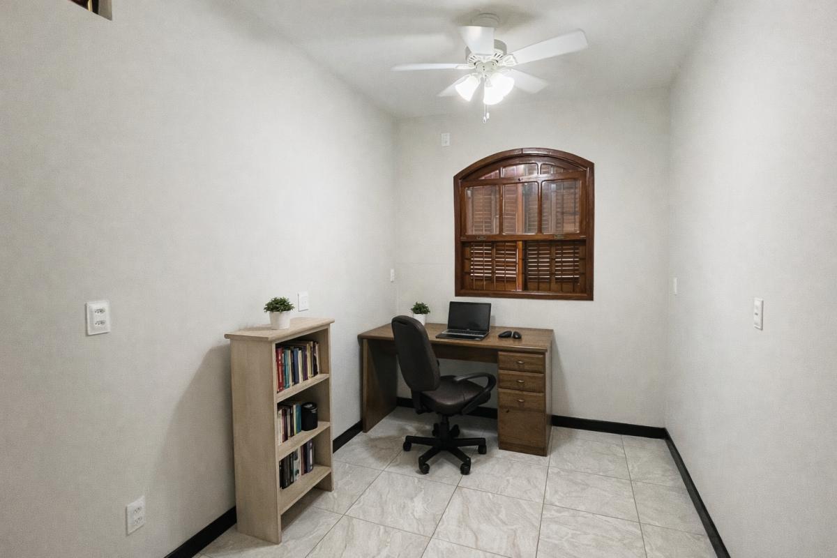 Casa, Itapoã, 5 Quartos, 4 Vagas, 3 Suítes