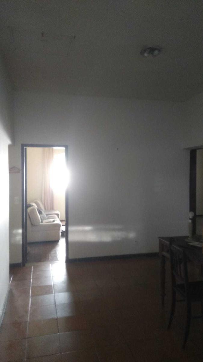 Casa, Sagrada Família, 4 Quartos, 1 Vaga, 1 Suíte
