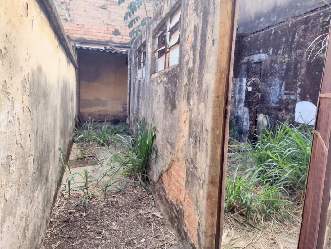 Lote, Padre Eustáquio, 0 Quarto, 0 Vaga