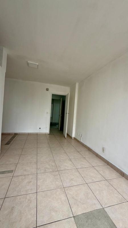 Sala, Centro, 0 Quarto, 1 Vaga