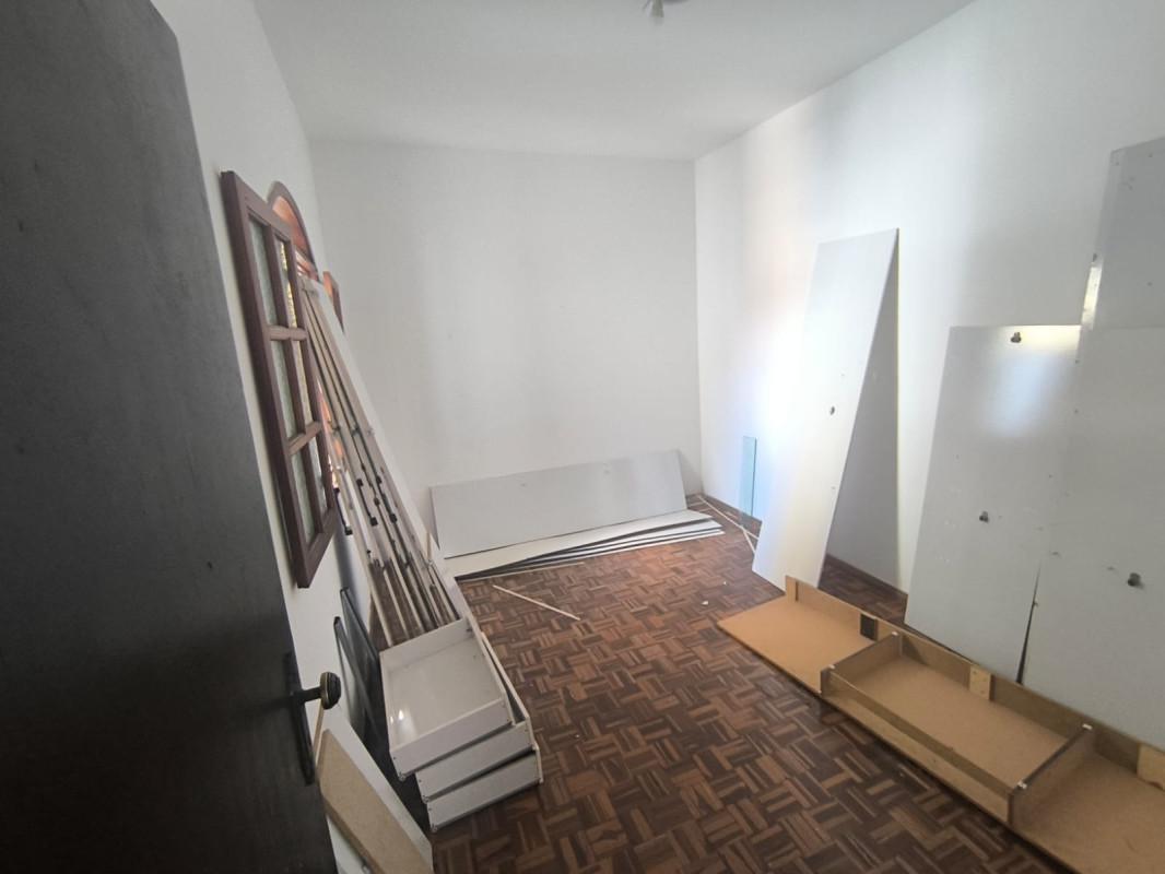 Casa, Santa Cruz, 5 Quartos, 1 Vaga, 1 Suíte