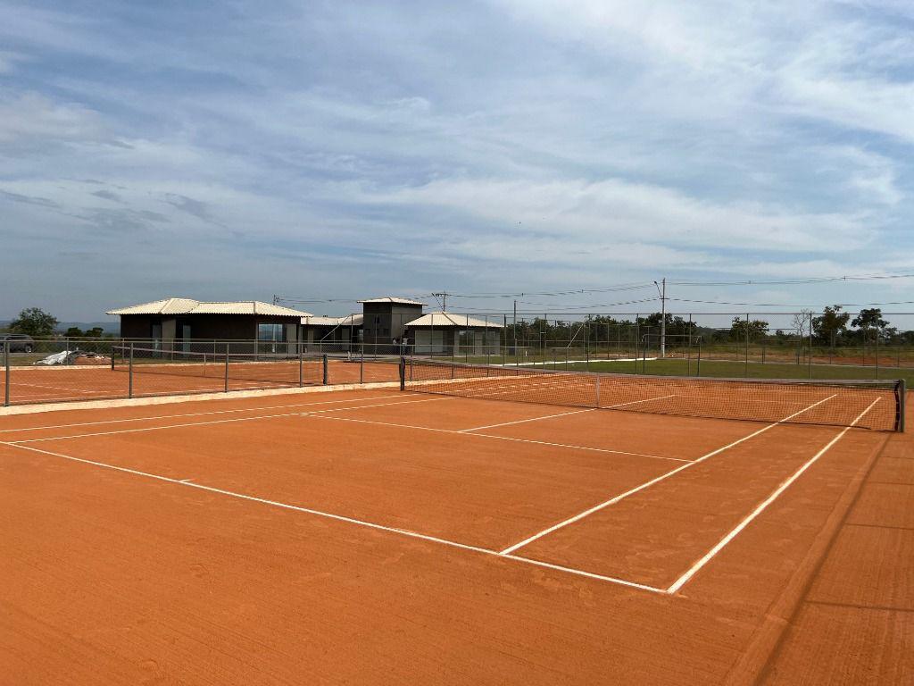 Lote, Centro, 0 Quarto, 0 Vaga