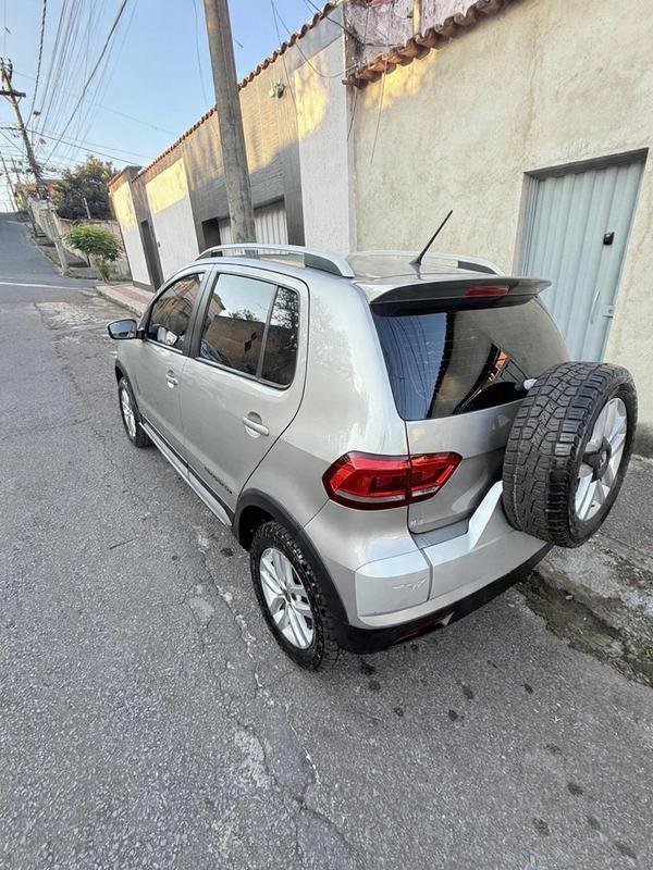 Volkswagen Crossfox  1.6 T. Flex 16v 5p