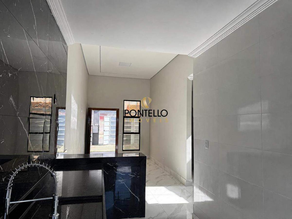 Casa, Indústrias, 3 Quartos, 2 Vagas, 1 Suíte