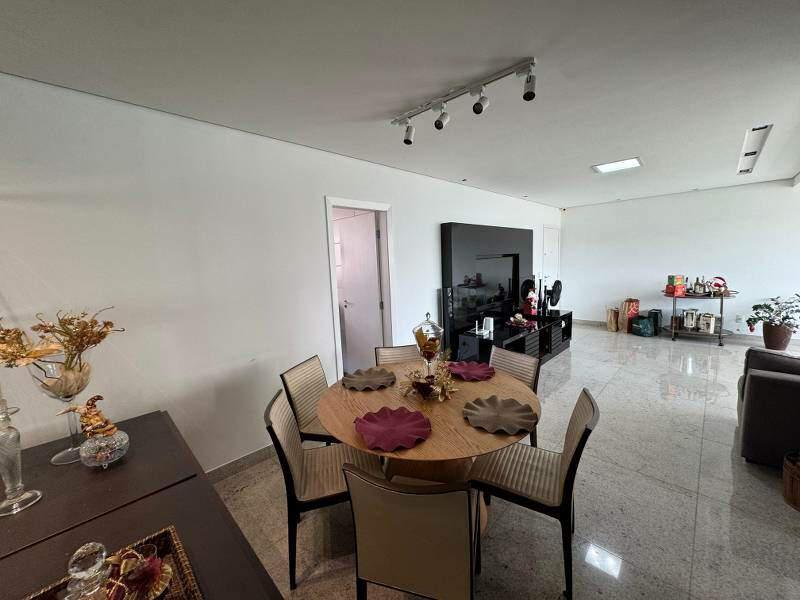 Apartamento, União, 4 Quartos, 4 Vagas, 2 Suítes