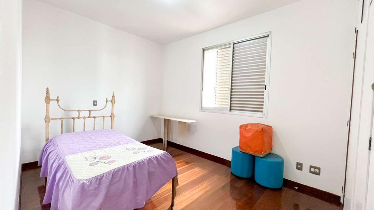 Apartamento, Funcionários, 4 Quartos, 2 Vagas, 1 Suíte