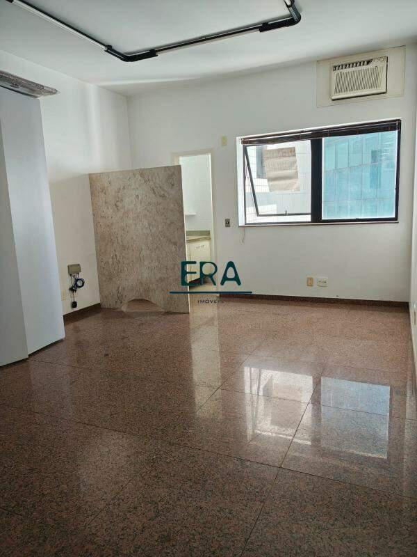Sala, Funcionários, 0 Quarto, 1 Vaga