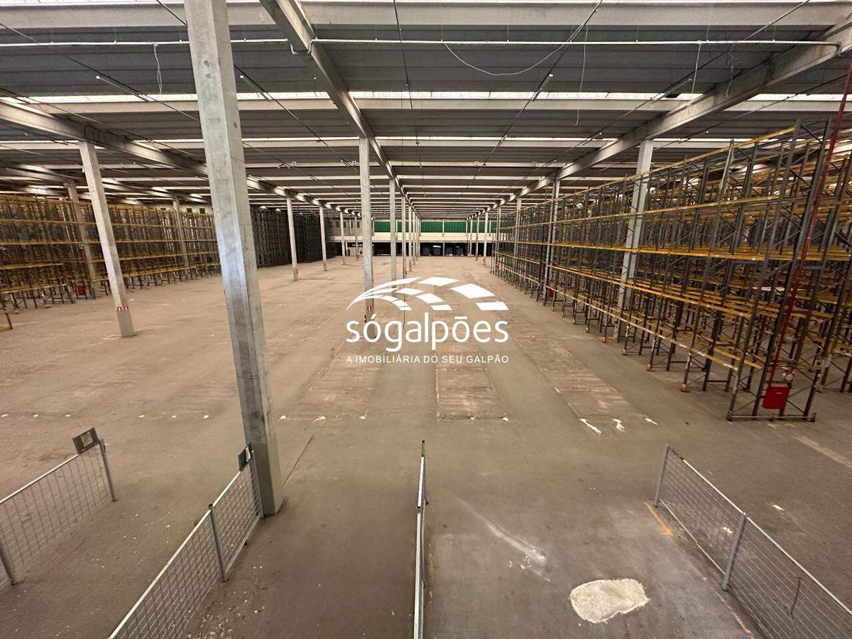 Galpão, Campina Verde, 30 Vagas