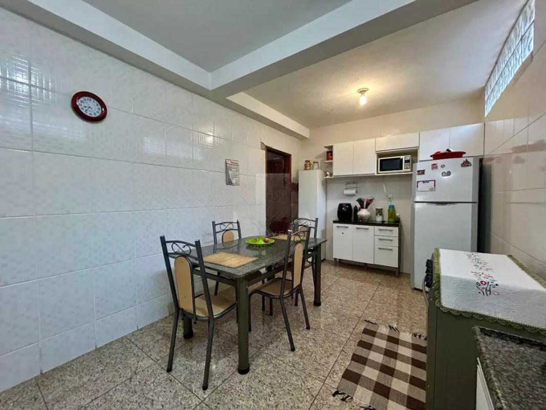 Casa, Teixeira Dias (barreiro), 3 Quartos, 3 Vagas