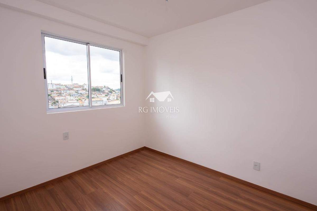 Apartamento, Miramar (barreiro), 2 Quartos, 1 Vaga, 1 Suíte