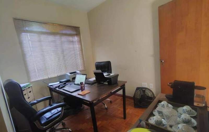Casa, Nova Granada, 5 Quartos, 6 Vagas, 1 Suíte
