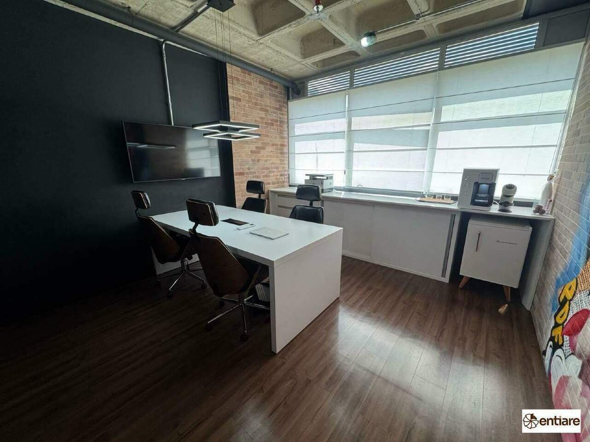 Sala, Funcionários, 0 Quarto, 1 Vaga
