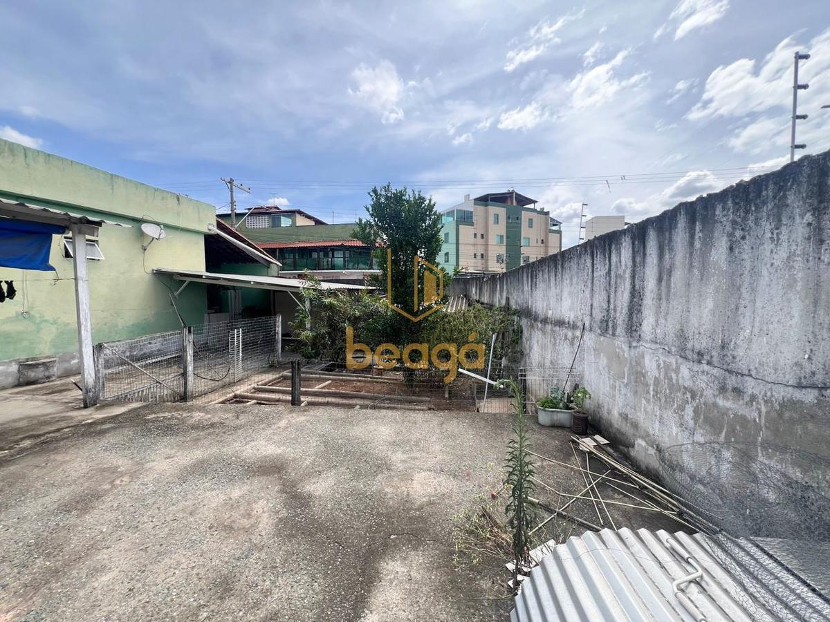 Casa, Parque Turistas, 3 Quartos, 2 Vagas, 1 Suíte