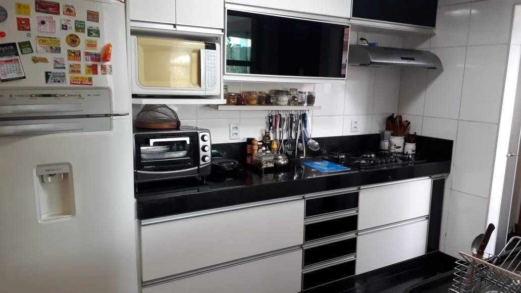 Área Privativa, Fernão Dias, 4 Quartos, 4 Vagas, 2 Suítes