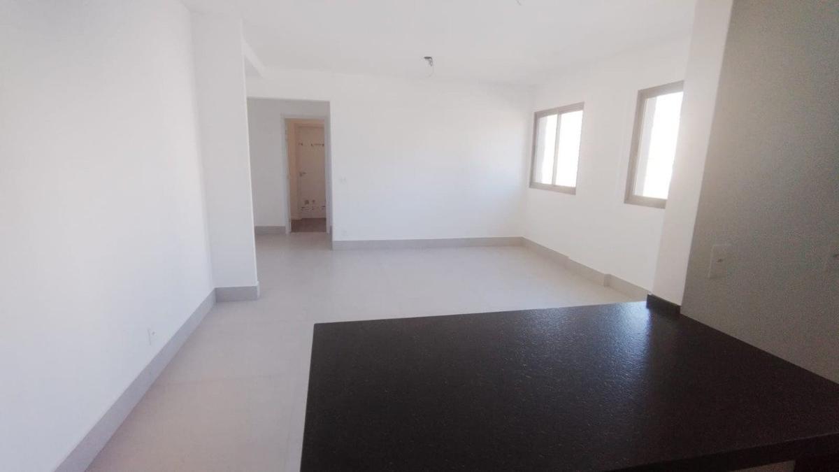 Apartamento, Funcionários, 2 Quartos, 2 Vagas, 1 Suíte