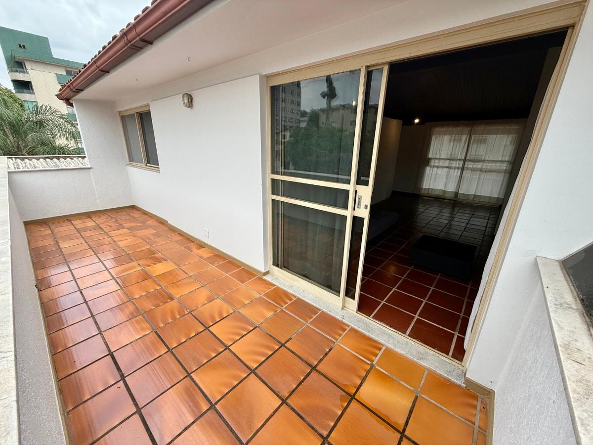 Cobertura, São José, 2 Quartos, 0 Vaga