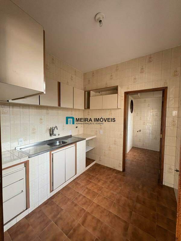 Casa, Concórdia, 6 Quartos, 0 Vaga, 1 Suíte