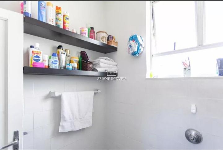 Apartamento, Centro, 2 Quartos, 0 Vaga
