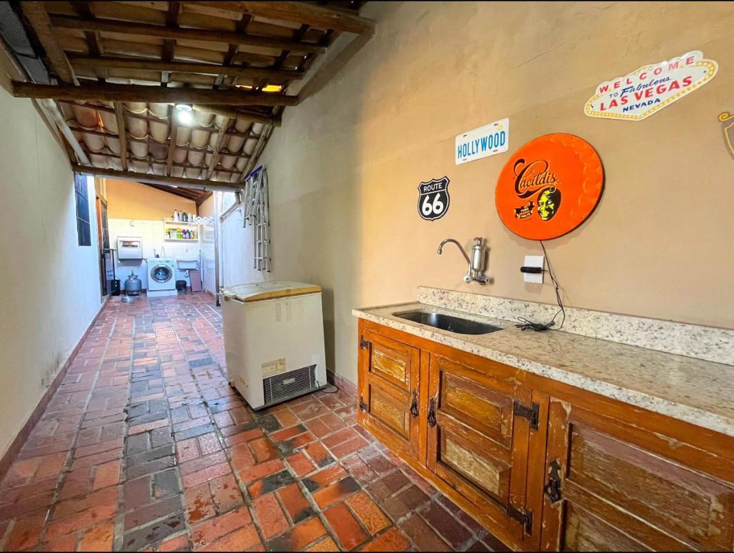 Casa, Paquetá, 3 Quartos, 2 Vagas, 1 Suíte