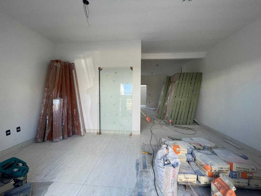 Casa, Masterville, 3 Quartos, 4 Vagas, 1 Suíte