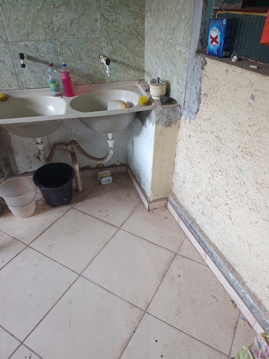 Casa, Industrial, 2 Quartos, 0 Vaga