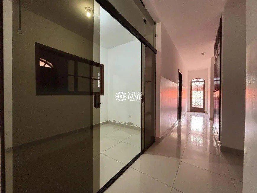 Casa, Santa Amélia, 5 Quartos, 4 Vagas, 1 Suíte