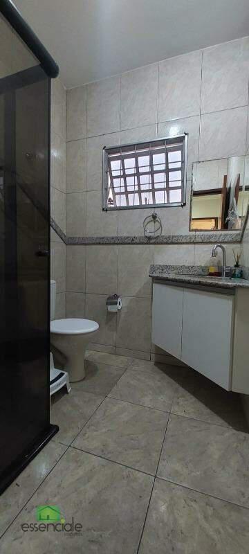 Casa, Santa Cruz Industrial, 3 Quartos, 2 Vagas