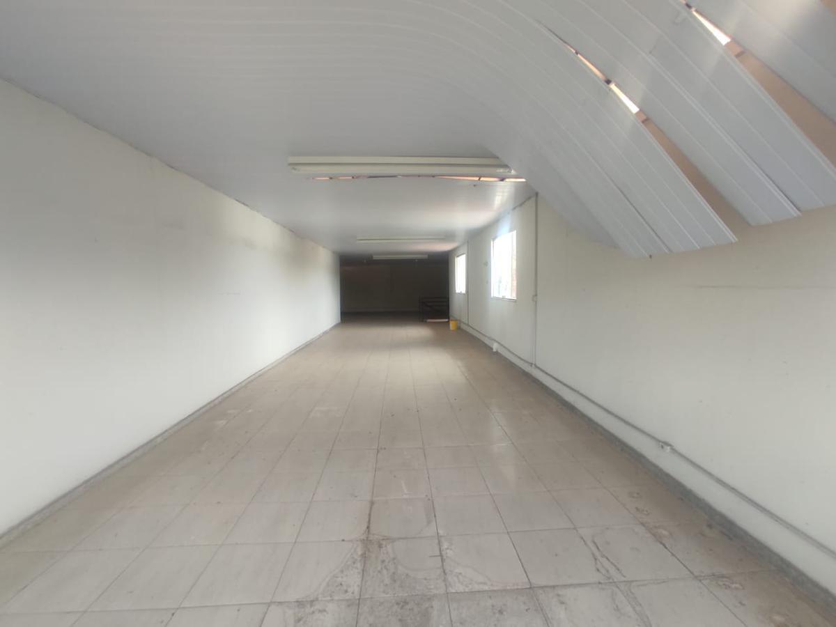 Prédio, Santa Cruz, 0 Quarto, 6 Vagas