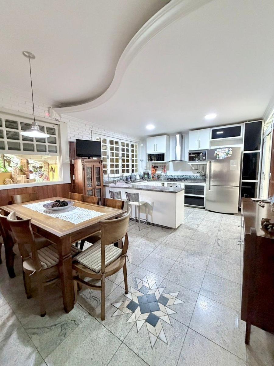 Casa, São Luiz (pampulha), 6 Quartos, 9 Vagas, 2 Suítes