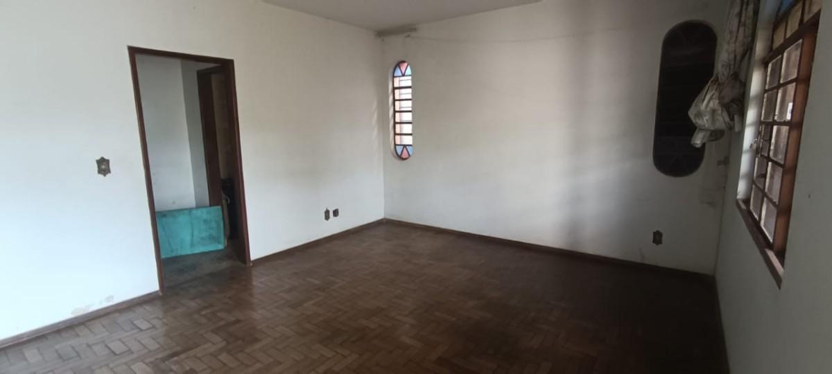 Casa, Castelo, 4 Quartos, 4 Vagas, 2 Suítes