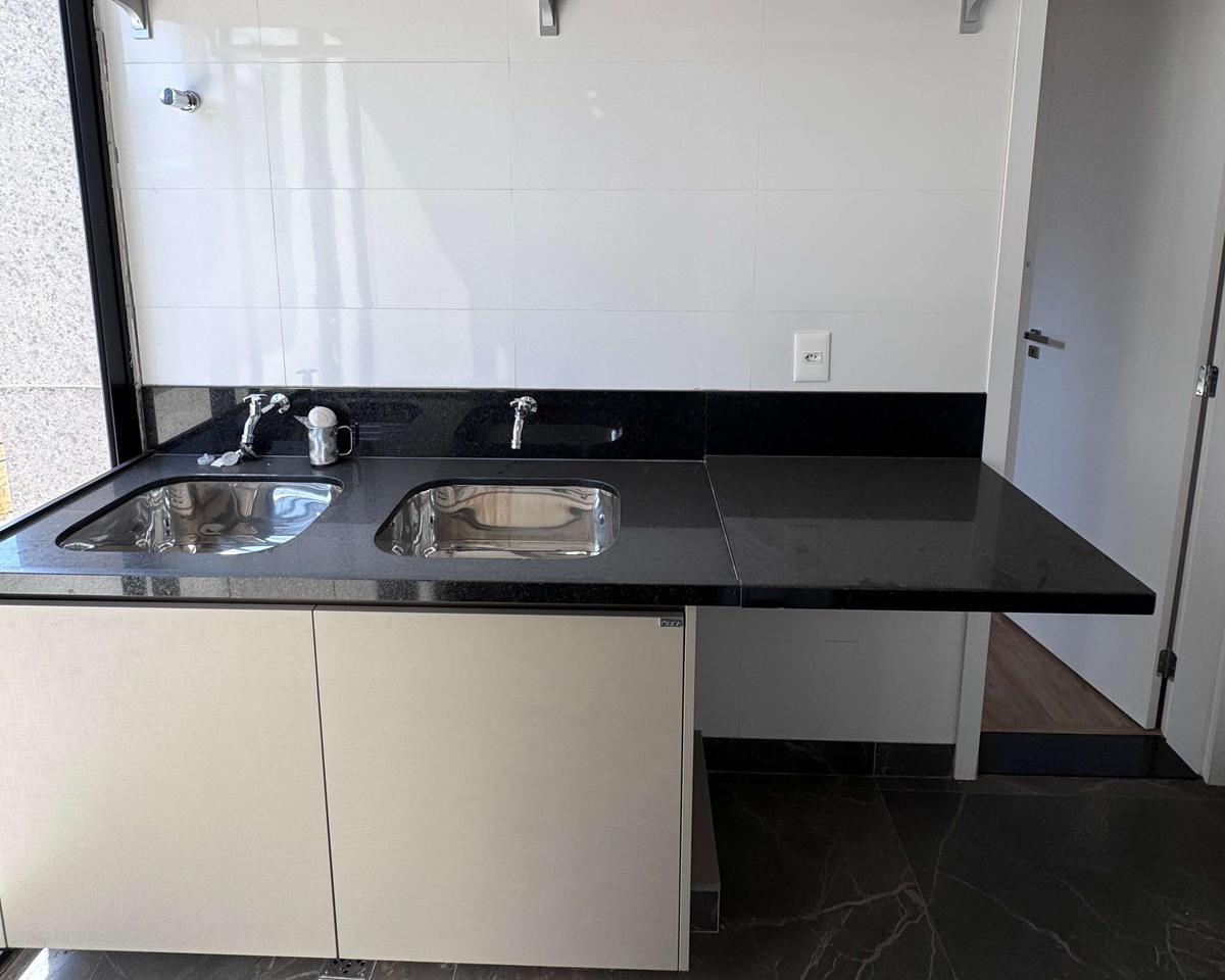 Apartamento, Lourdes, 4 Quartos, 4 Vagas, 4 Suítes