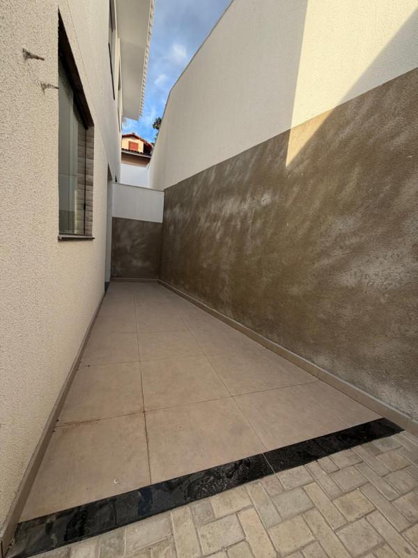 Casa, Masterville, 3 Quartos, 2 Vagas, 1 Suíte