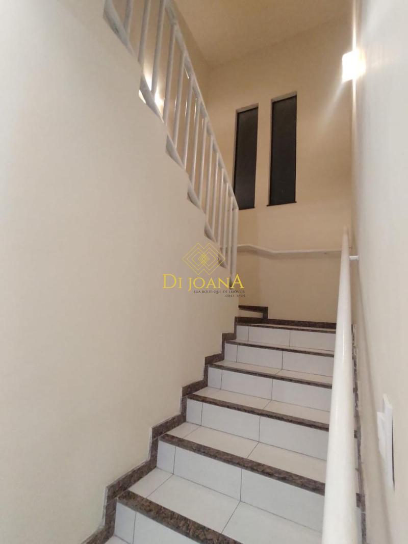 Casa, Ingá Alto, 4 Quartos, 2 Vagas, 1 Suíte