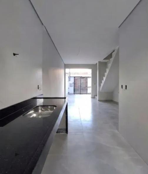 Casa, Planalto, 2 Quartos, 1 Vaga, 2 Suítes
