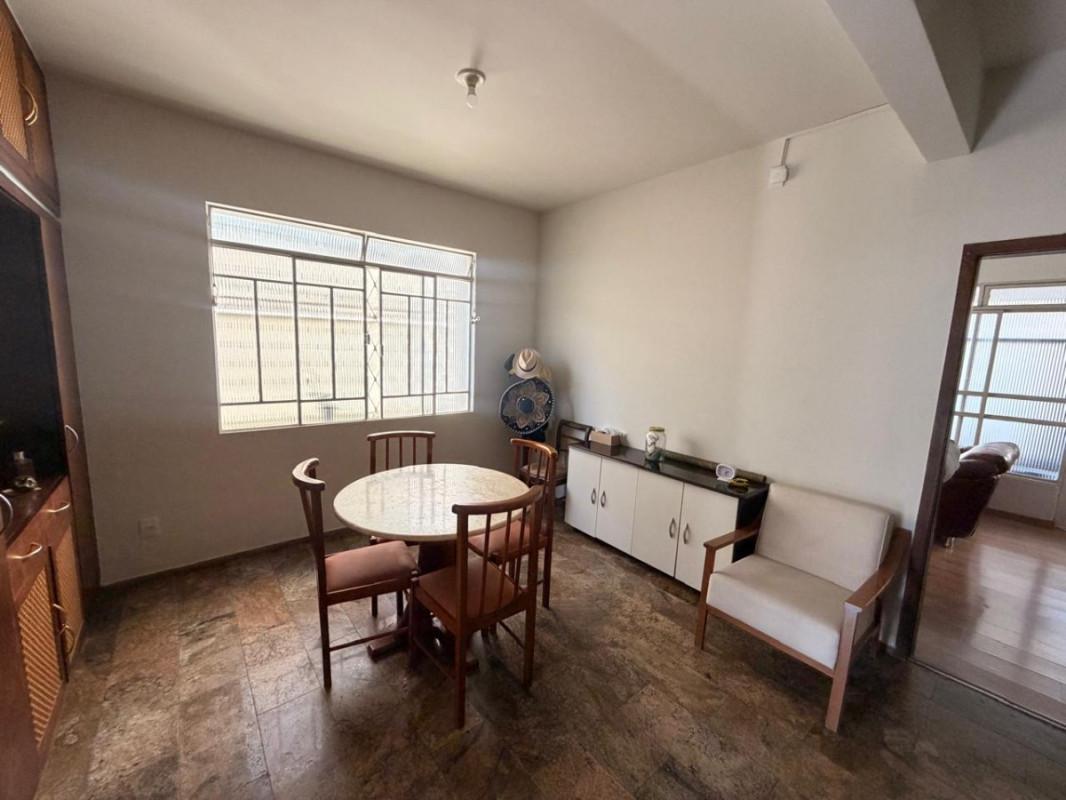 Casa, Anchieta, 5 Quartos, 3 Vagas, 1 Suíte
