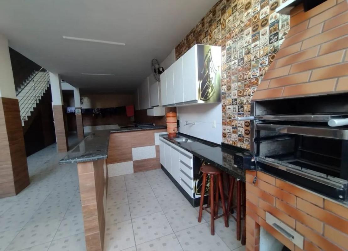 Casa, Barreiro, 4 Quartos, 4 Vagas, 1 Suíte