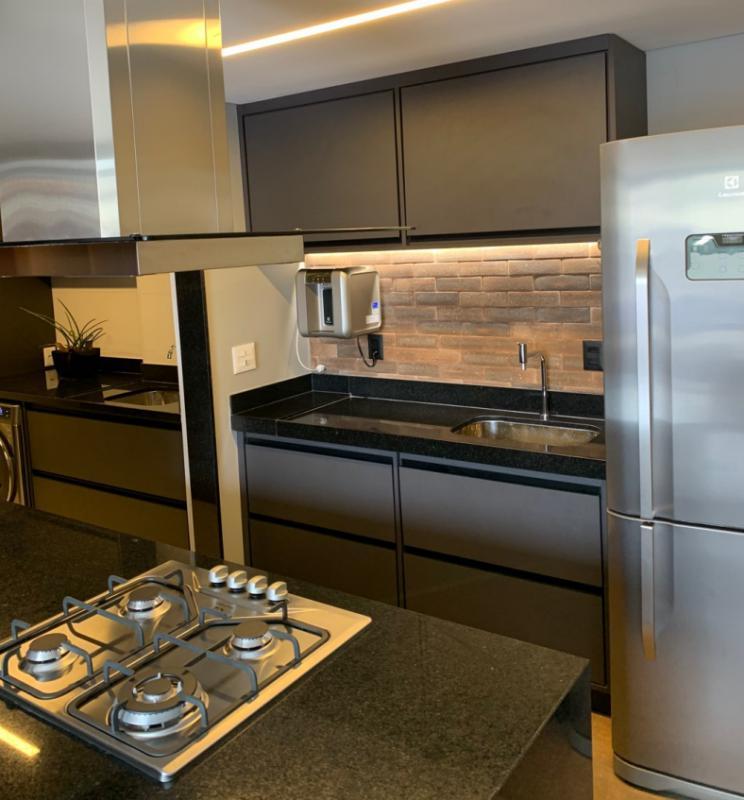 Apartamento, Sagrada Família, 2 Quartos, 2 Vagas, 2 Suítes