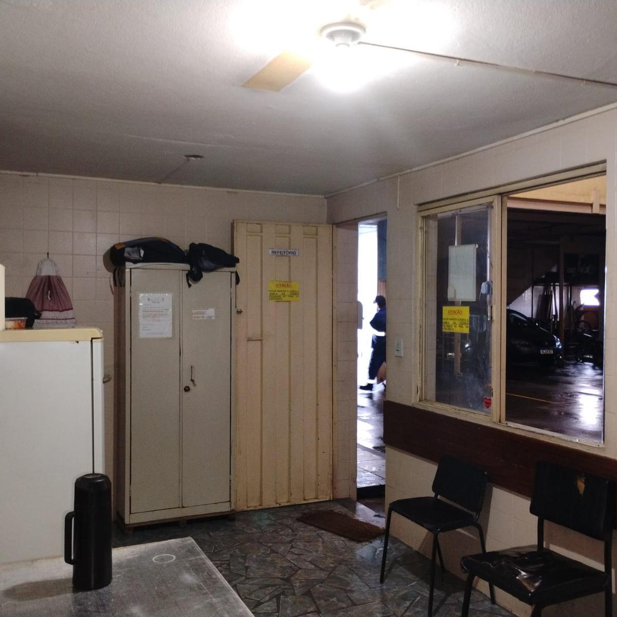 Galpão, Jardim Alvorada, 0 Quarto, 0 Vaga