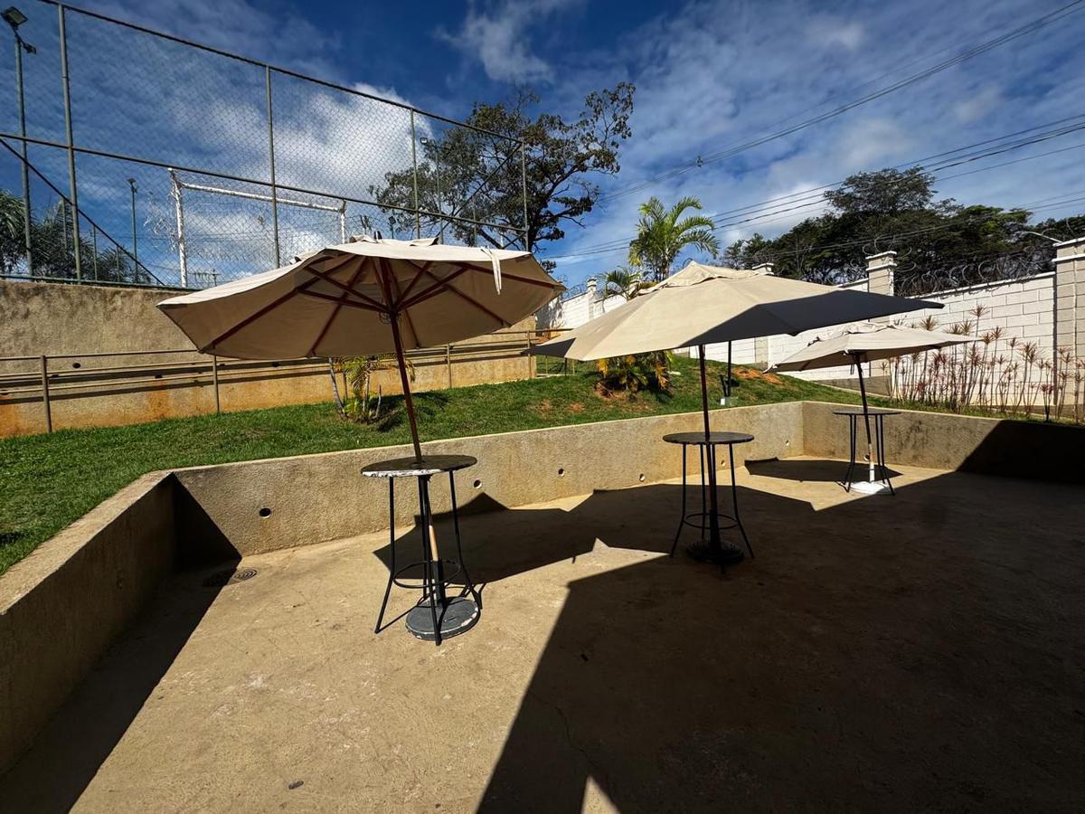 Apartamento, Mariposas, 2 Quartos, 1 Vaga