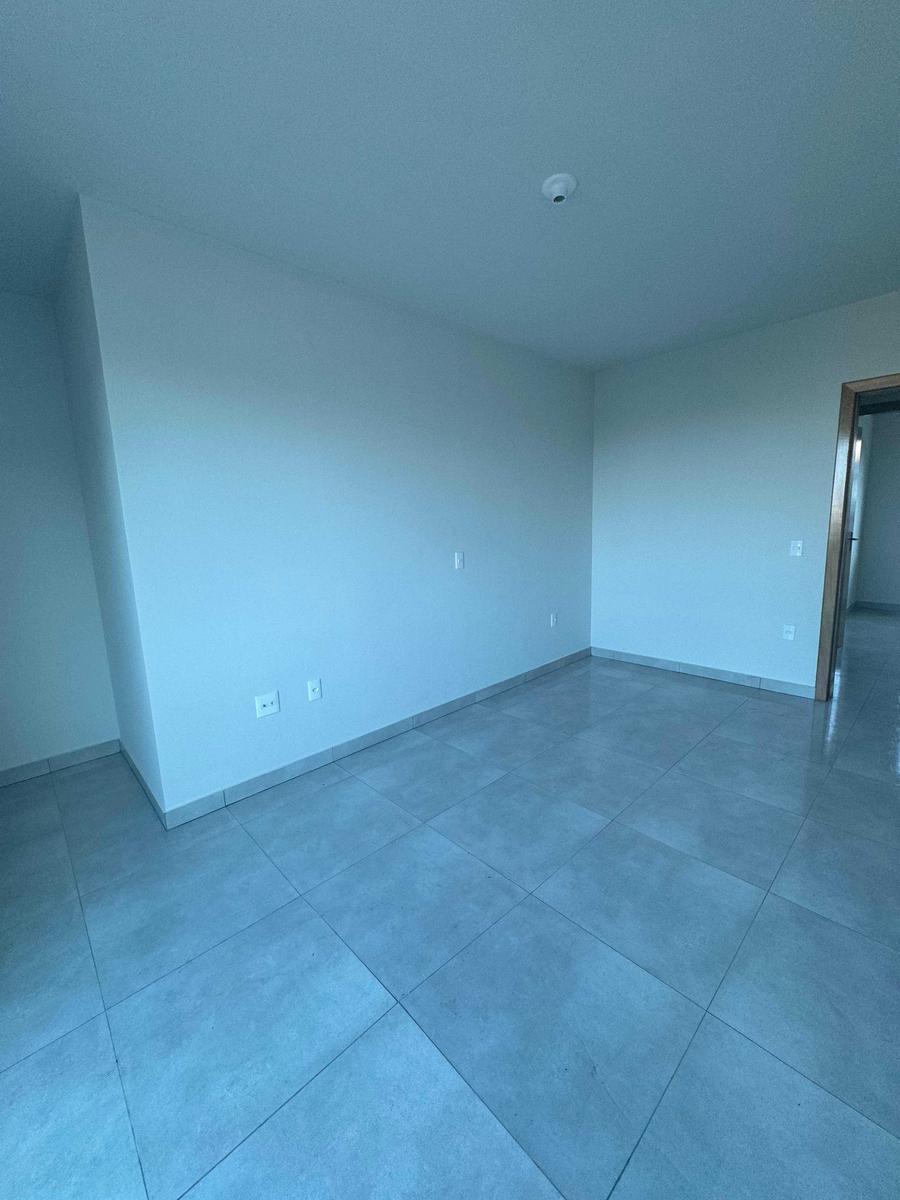 Casa, Cabral, 3 Quartos, 3 Vagas, 1 Suíte