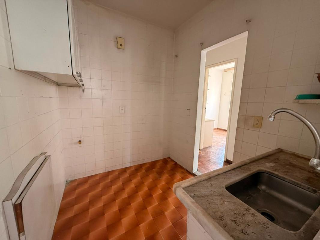 Apartamento, Centro, 2 Quartos, 0 Vaga