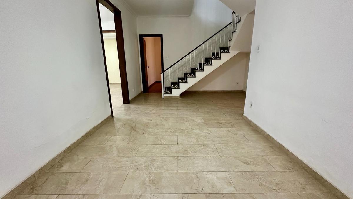 Casa, Itapoã, 5 Quartos, 5 Vagas, 2 Suítes