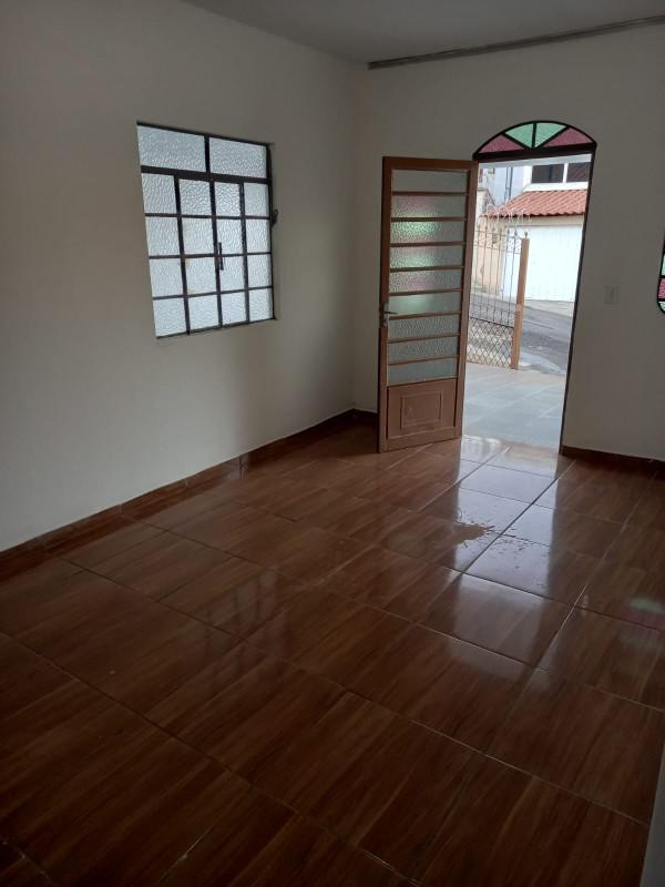 Casa, Santa Maria, 3 Quartos, 2 Vagas, 1 Suíte